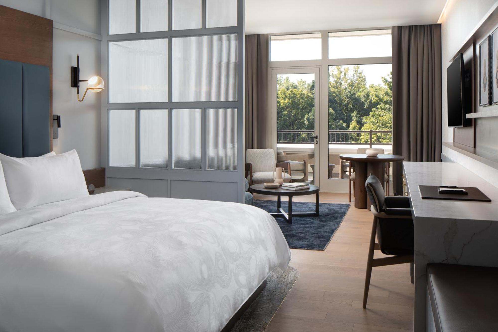 Ada Hotel Экстерьер фото